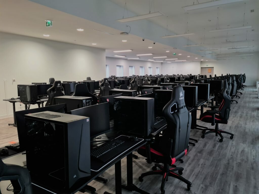 pc training louer location la source esport lyon