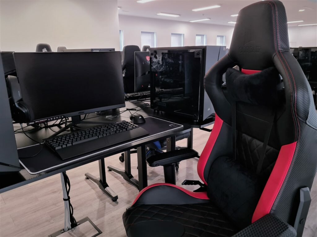 pc training louer location la source esport lyon